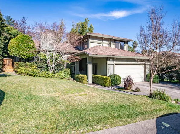 20 Carob Way, Novato, CA 94945