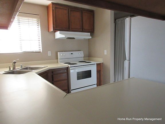 3rd image of 7437 Auburn Oaks Ct APT F