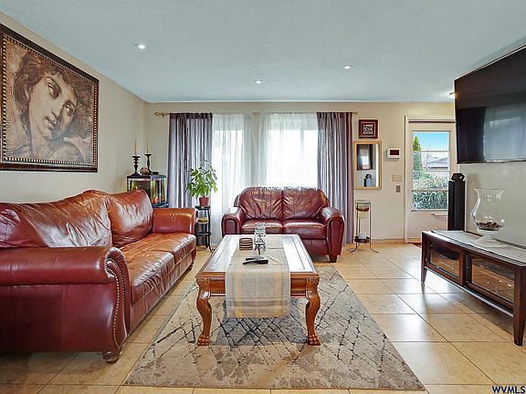 4th image of 4695 Bannock Ct SE
