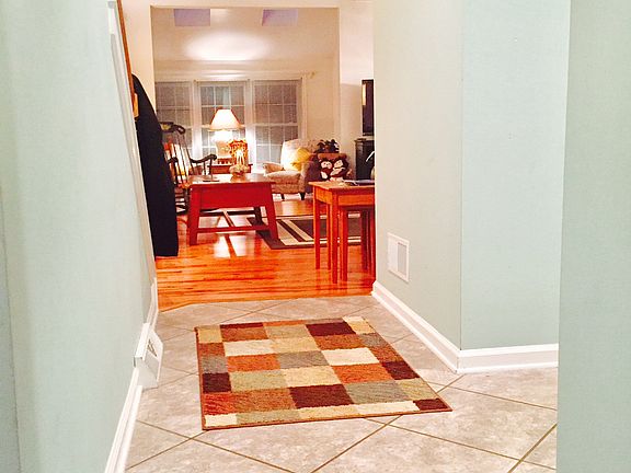 FOYER INTO LIVING ROOM