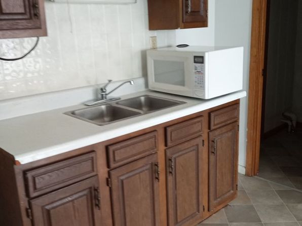 3726 N Front St APT 2