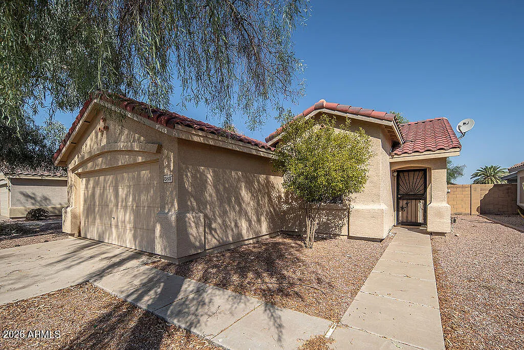 2 bed, 2.0 bath, 1205 sqft, $1,750 — Photo 1
