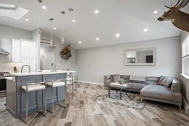 Sold by Century 21 Amiable Realty Group II Inc