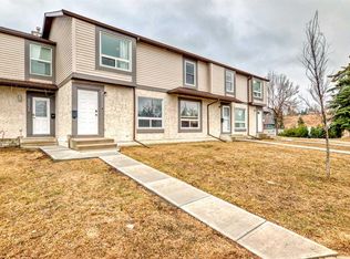 1227 NE 137th Ave SE, Calgary, AB T2J6N5