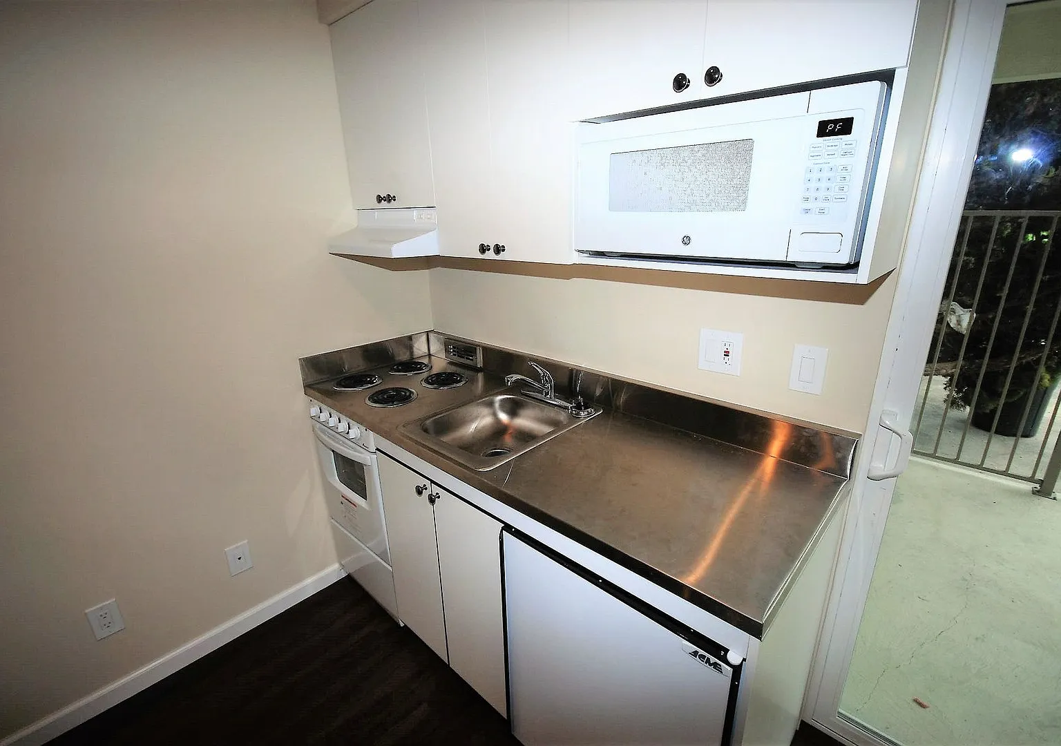 1300 Palos Verdes Dr. — Photo 3