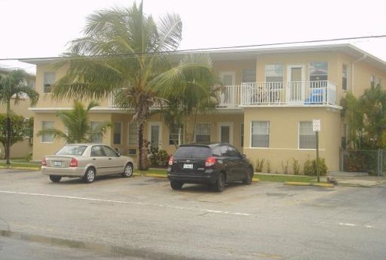 2nd image of 5947 W 28th Ave
