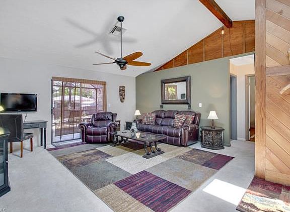 4th image of 10771 Saint Lucia Ct