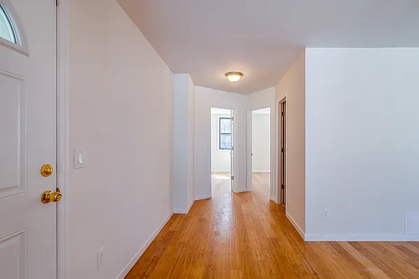 Rented by Tesla Realty Group LLC | media 32