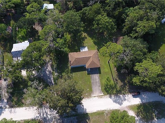 5th image of 130 N Oleander St