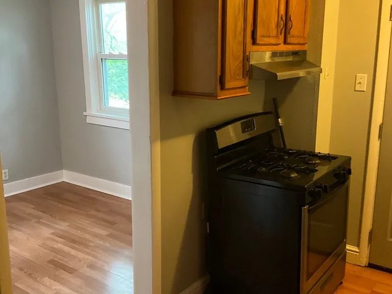 1018 Bellaire Ave — Photo 14
