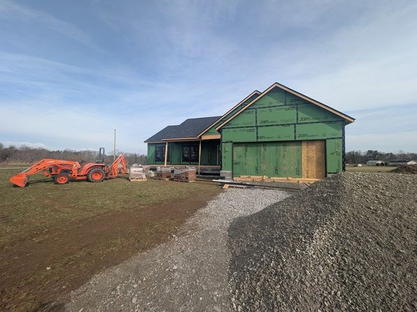 238 Thacker Rd, Grimsley, TN 38565