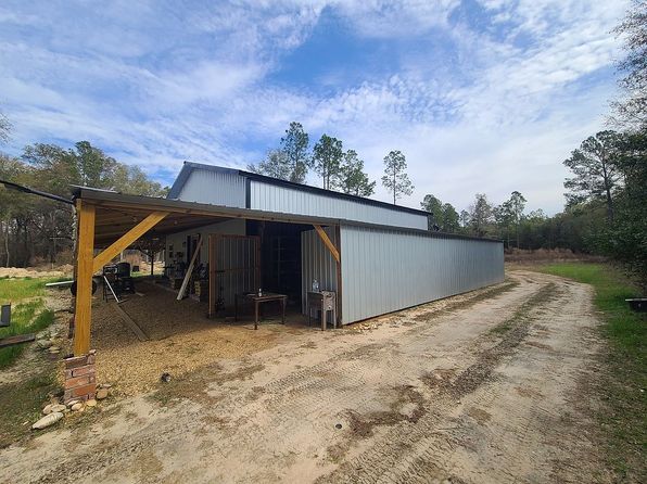 1084 Graves Springs Rd