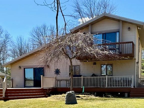 3rd image of 2926 W River Dr