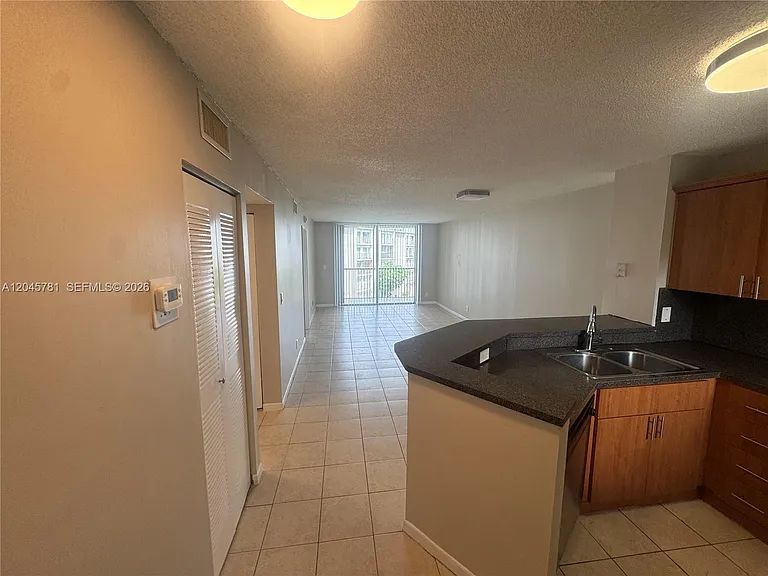 8750 N Sherman Cir #403 — Photo 2