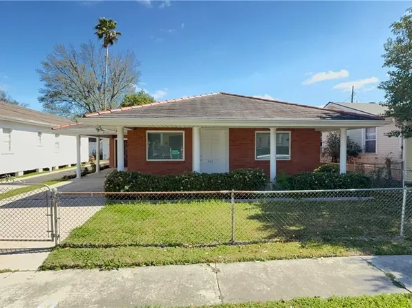 545 Maple Ave, Harvey, LA 70058