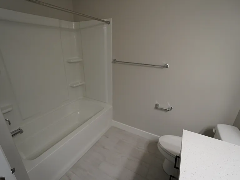 3 bed, 2.5 bath, 1385 sqft, $1,845 — Photo 16