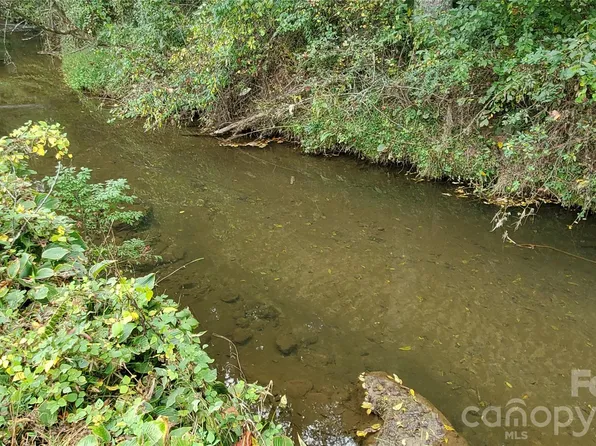 1 Main Entrance, Brevard, NC 28712