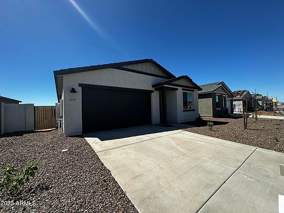 2nd image of 11507 E ULYSSES Avenue