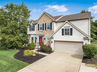 100 Terrier Ct, Pataskala, OH 43062