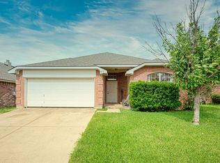 8110 Shoshoni Dr, Arlington, TX 76002