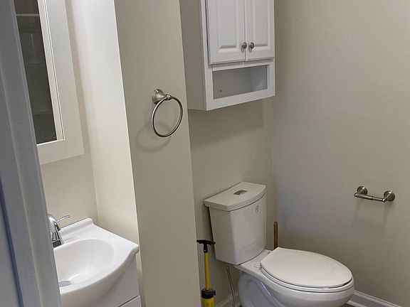 5th image of 40 S Florida St #202