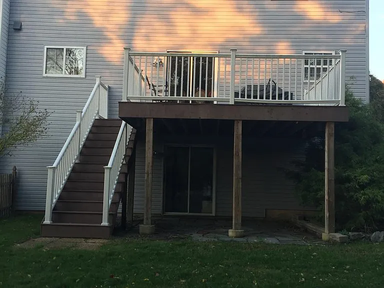 4047 Yorktown Dr — Photo 3