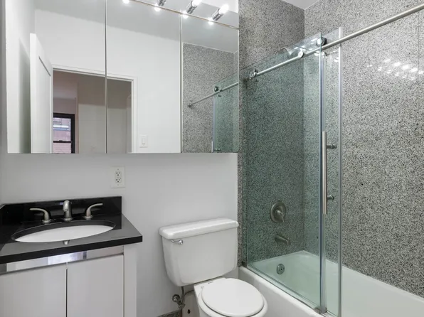 213 East 37th Street image 9 of 13