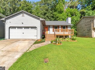 700 Pepperwood Trl, Stone Mountain, GA 30087