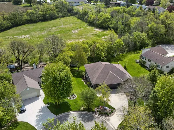 801 Nordic Vw, Mount Horeb, WI 53572