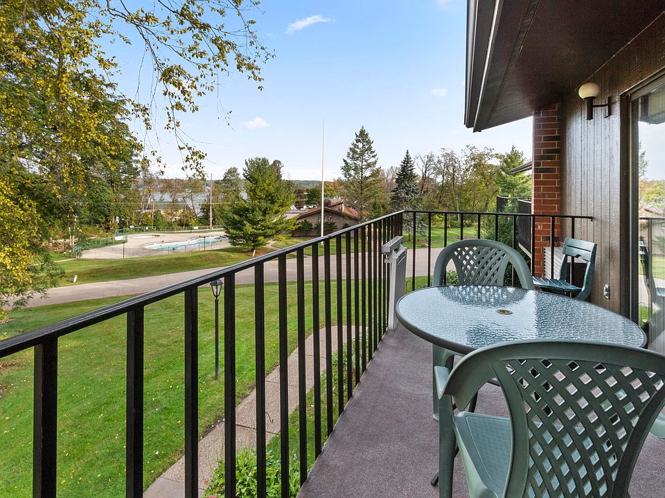 1st image of 35 Lausanne Ct #6