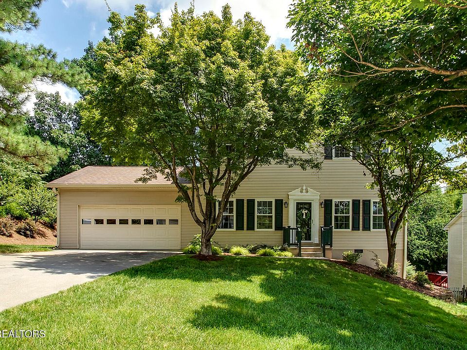 1st image of 9013 Tall Timber Dr