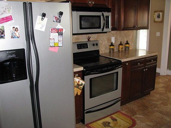 4th image of 100 Harmony Hills Dr