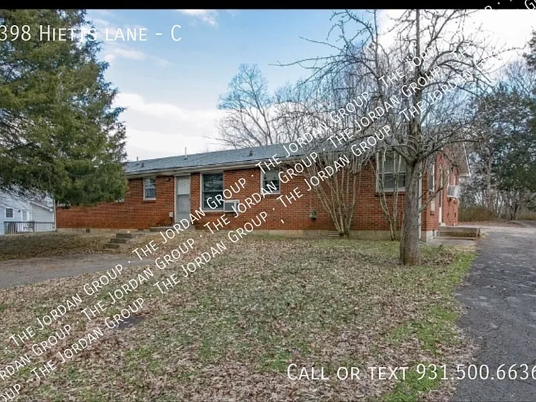 398 Hietts Ln #C — Photo 1