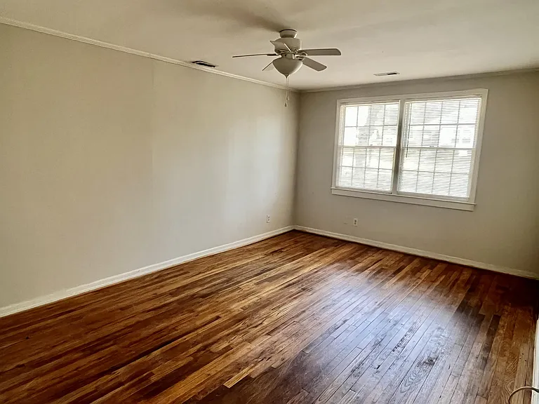 1408 Richmond Pl — Photo 2