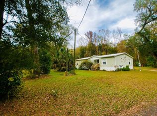 562 NE 642nd St, Old Town, FL 32680