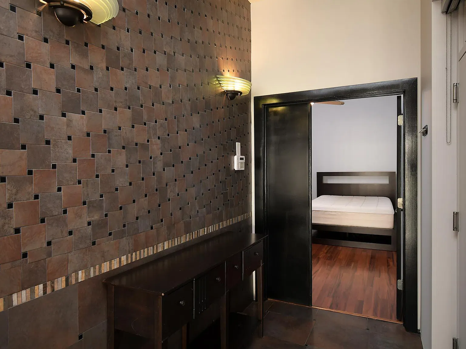 2 bed, 2.0 bath, $2,250 — Photo 2
