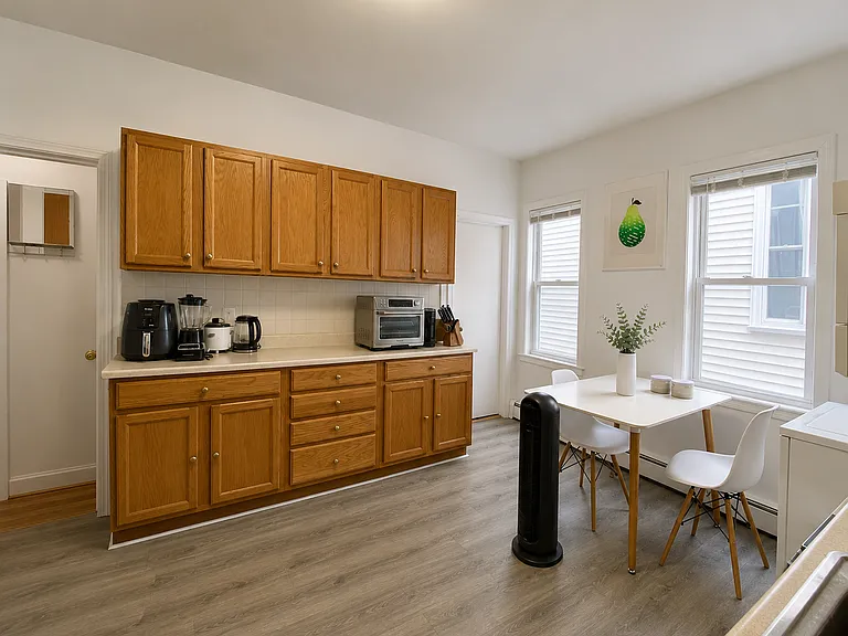 87 Winter St #1 — Photo 1