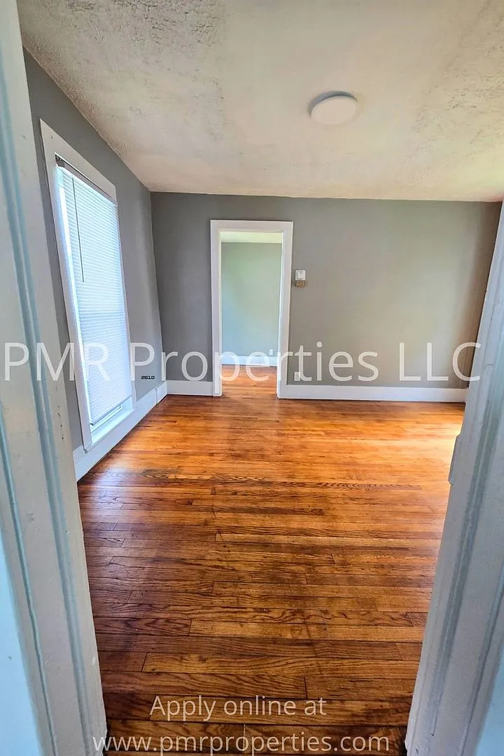 806 S. 7th Street — Photo 4