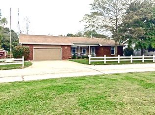 605 Rice St, Carmi, IL 62821