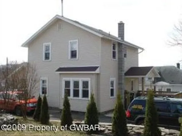 203 Huntsville Rd, Dallas, PA 18612
