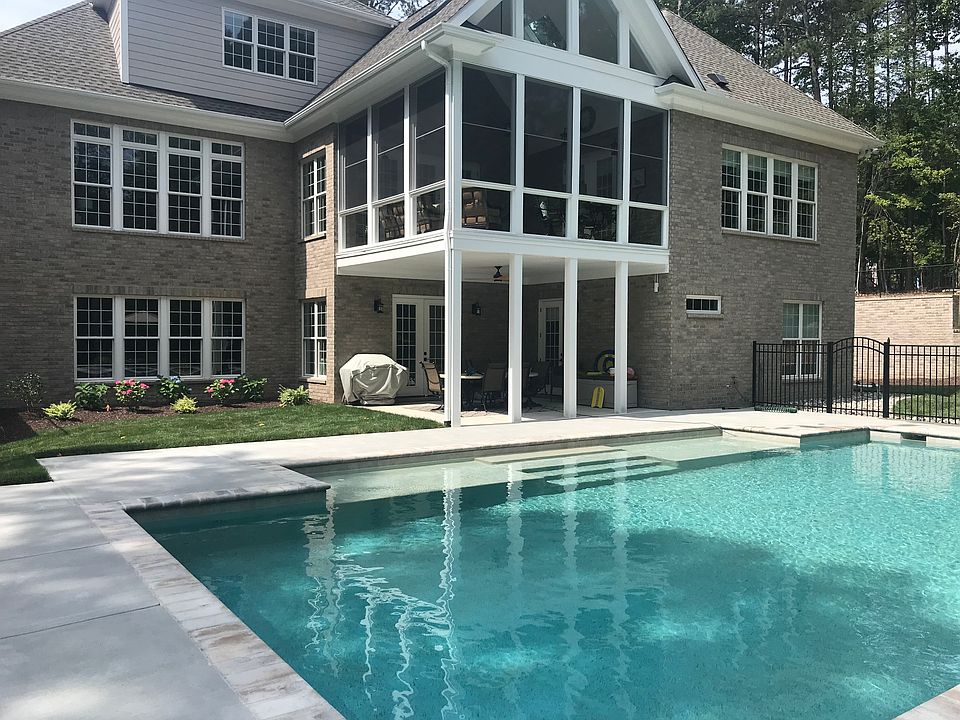 2nd image of 340 Ocoee Falls Dr