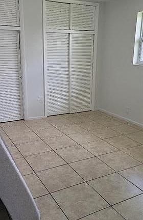 5th image of 7511 Venetian St #8