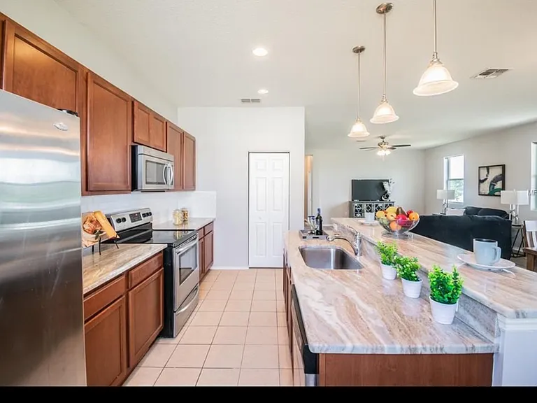 5447 Sandy Shell Dr — Photo 28
