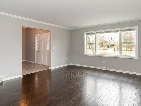 3rd image of 775 Highland Dr