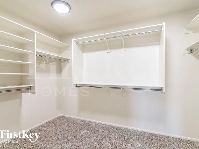 22427 N Vanderveen Way — Photo 11