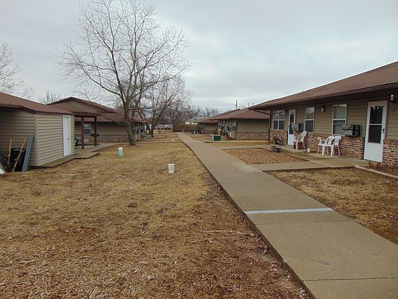 3rd image of 87 Hopkins Cir #11043101
