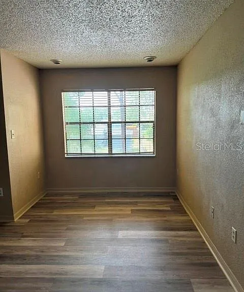 8559 Pilgrim Ct — Photo 25