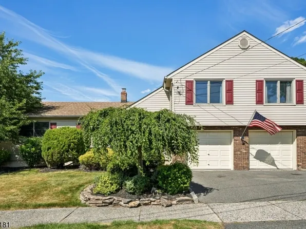 42 Daka Ct, Bloomfield Twp., NJ 07003