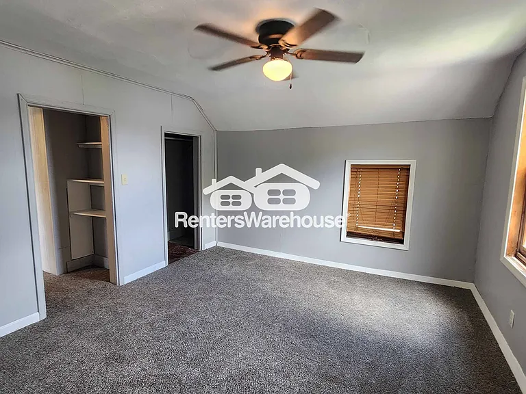 604 N High St — Photo 8