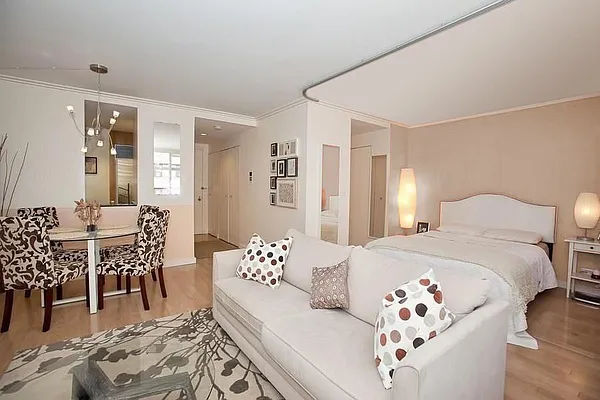 Sold by Nest Seekers International | media 7